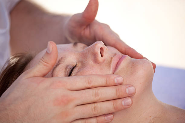 Massage facialiste intra-buccal chez Espace Cosy